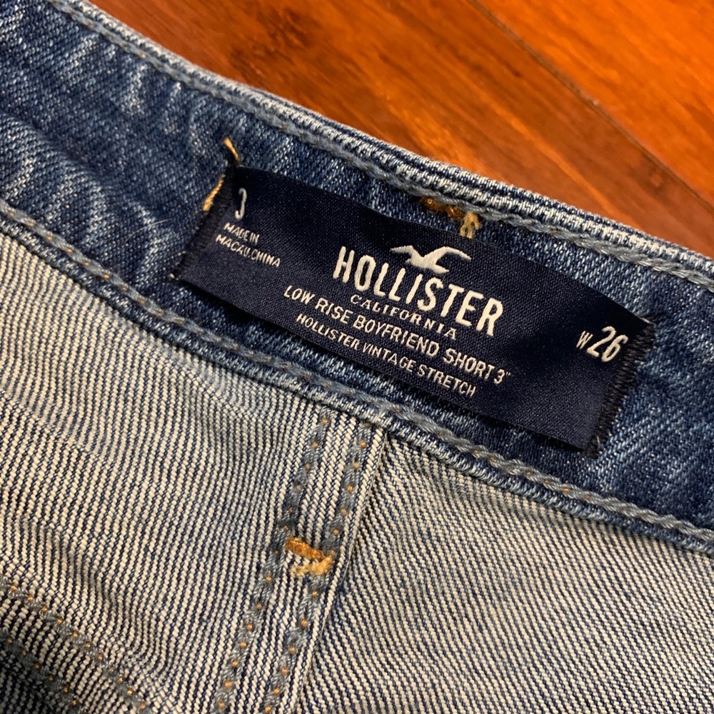 Hollister Jean shorts
